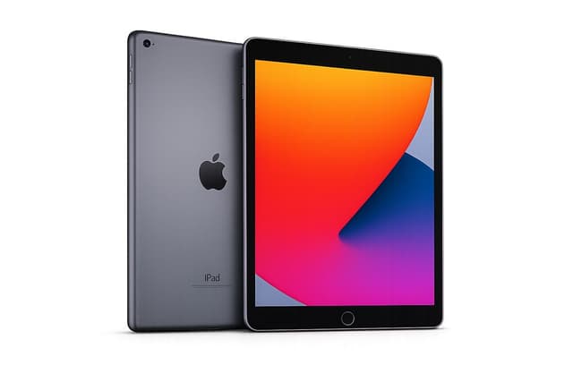 Apple iPad (8th Generation) 32GB Wi-Fi - Grade A+ Open Box (Refurbished) — photo 3